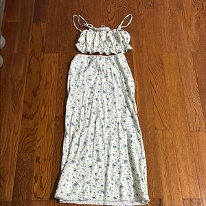 Floral Two-Piece Set – Crop Top + Maxi Skirt – Blue & White – Cottagecore